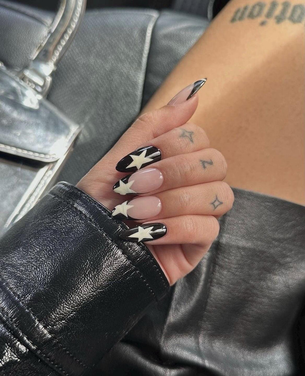 Black & White Rockstar